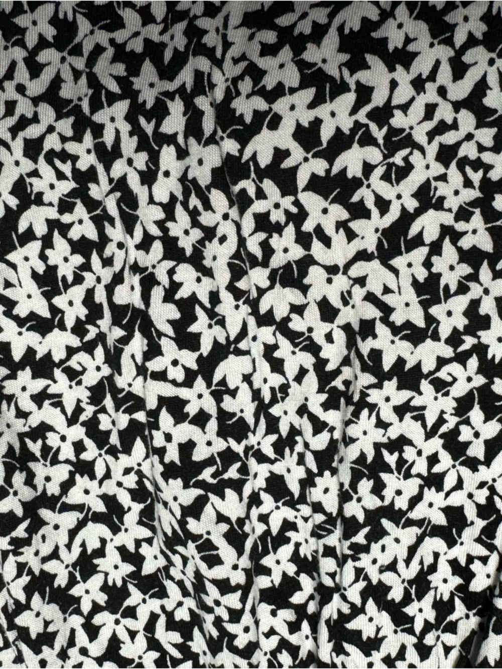 Michael Kors Black & White Floral Scoop Neck Blouse - Picture 10 of 10
